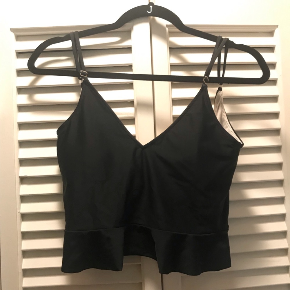 Kortni Jeane Black Scoop Back Top, M